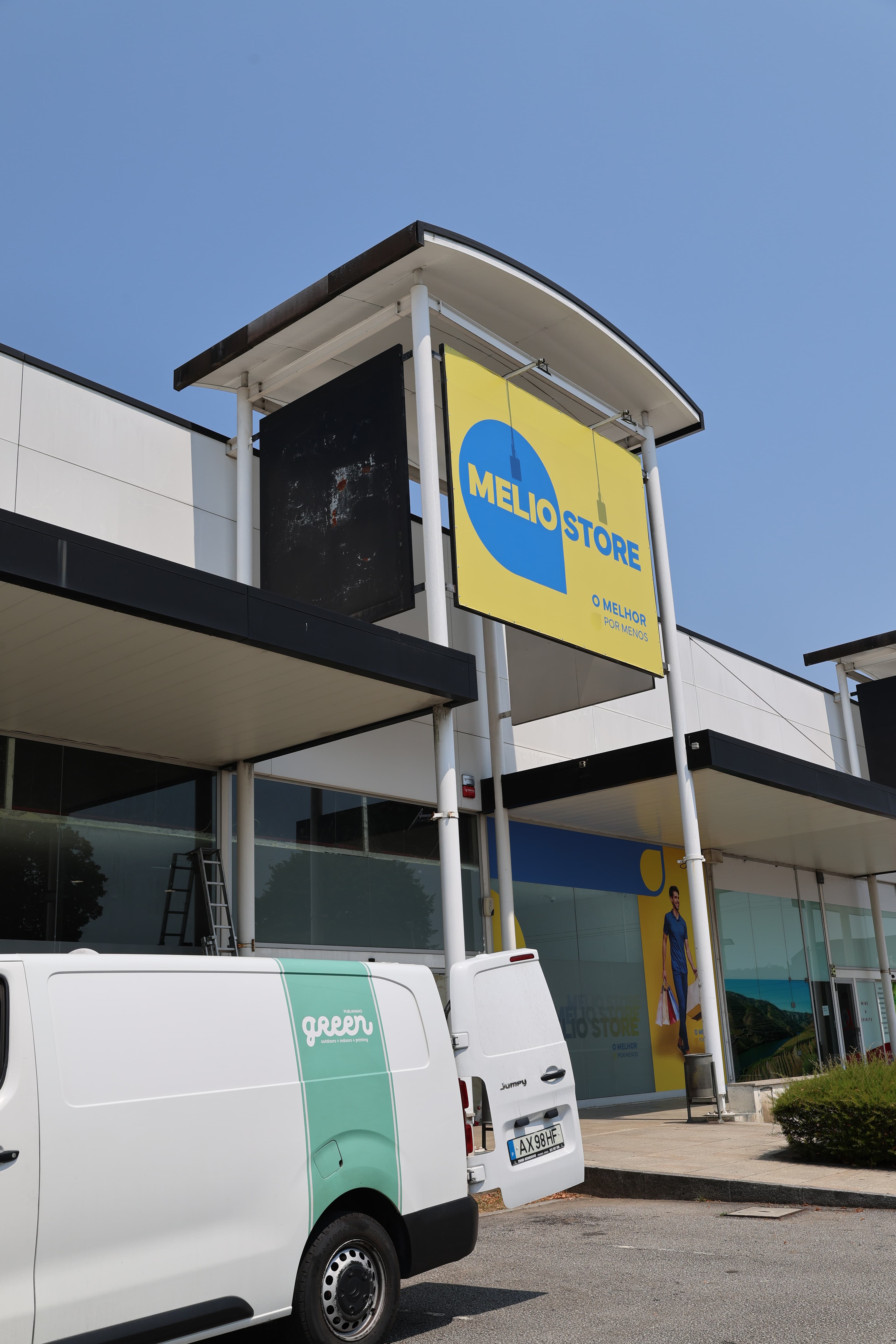 Decoração de Montra para MELIO STORE
